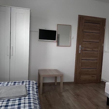 Pruszkowskie Mieszkanko Buitenkant foto